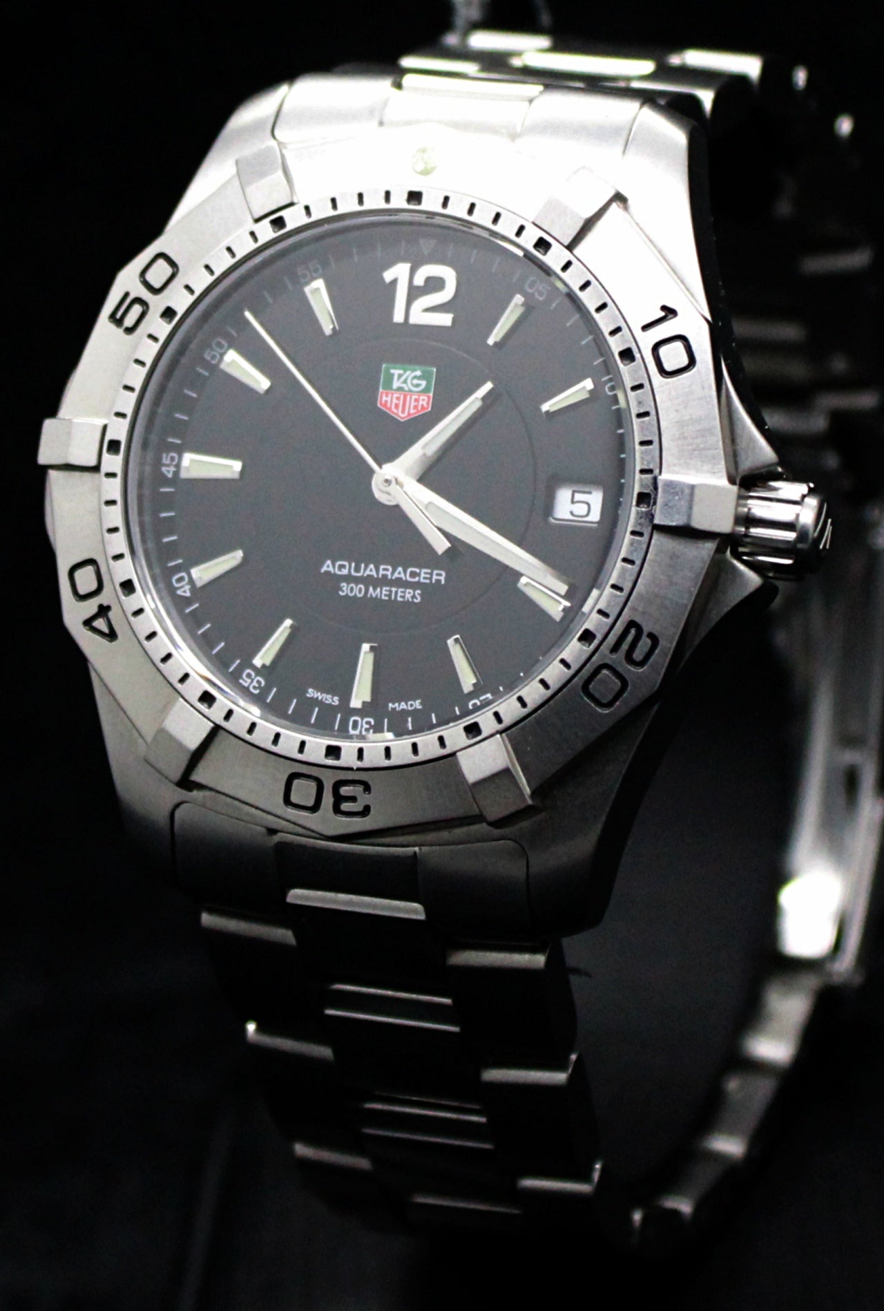 Vintage Tag Heuer Aquaracer WAF1110 300M Black Dial  Swiss Watch - Vintage Vault Traders