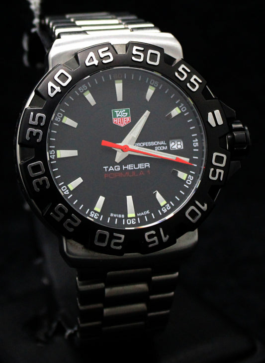 Vintage Tag Heuer Professional Formula 1 WAH1110 200M Black Dial  Swiss Watch - Vintage Vault Traders